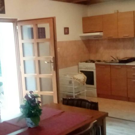 Apartments Orli Hnizdo 라브 외부 사진