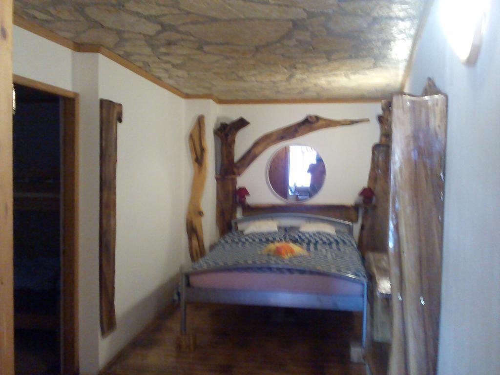 Apartments Orli Hnizdo 라브 외부 사진