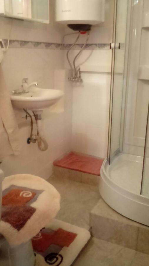 Apartments Orli Hnizdo 라브 외부 사진