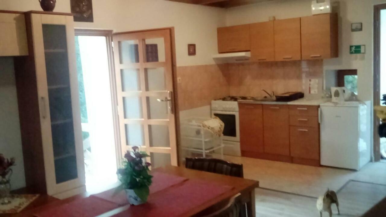 Apartments Orli Hnizdo 라브 외부 사진